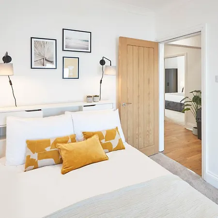Host & Stay - 39 Marine Parade Saltburn-by-the-Sea Room photo